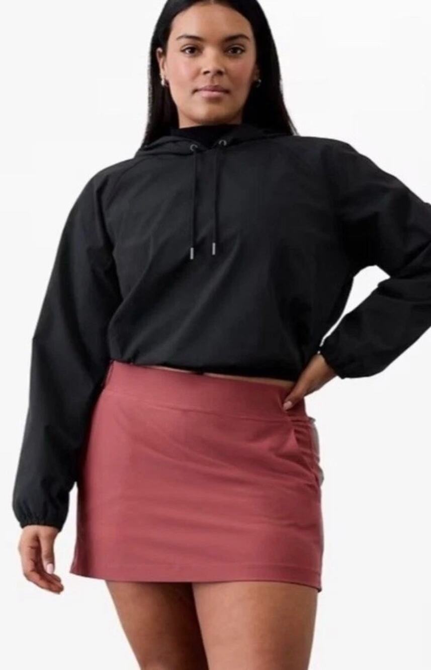 Athleta Brooklyn Pull On Tennis Golf Mid Rise 13.5" Mini Skort Skirt Red Rock 10